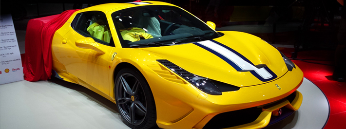 Ferrari 458 Speciale A - live from Paris